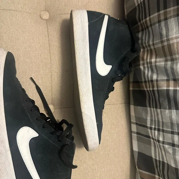 Nike Black Suede Sneakers with White Swoosh - Picture 3 of 5